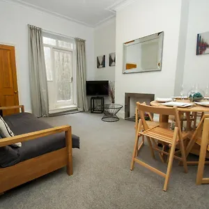  Apartment Norton By Holiday Lets United Kingdom
